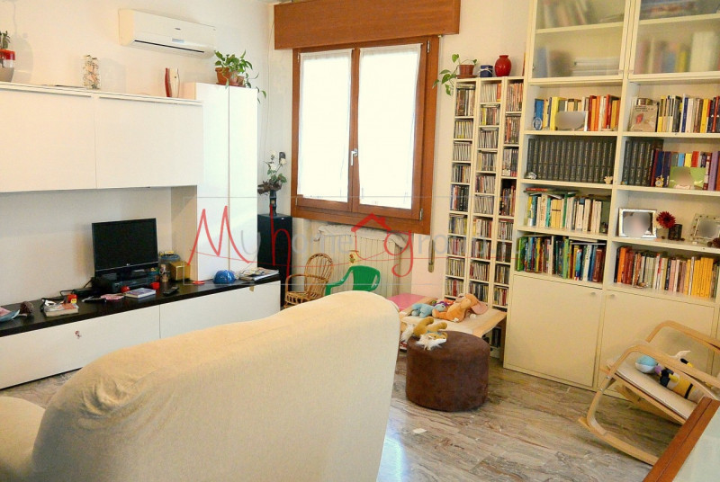 VOLTABAROZZO (RIF: A1603-R): In ottima posizione, su piccola palazzina di sole 6 unità, piano ria...