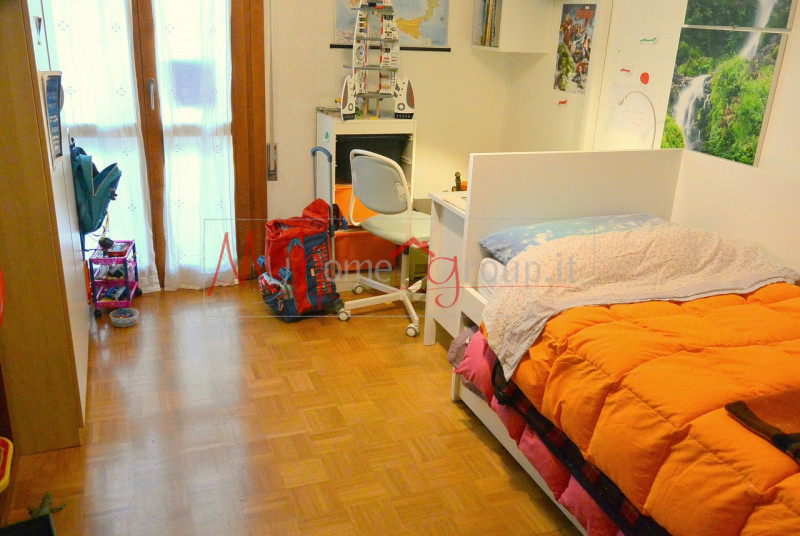 VOLTABAROZZO (RIF: A1603-R): In ottima posizione, su piccola palazzina di sole 6 unità, piano ria...