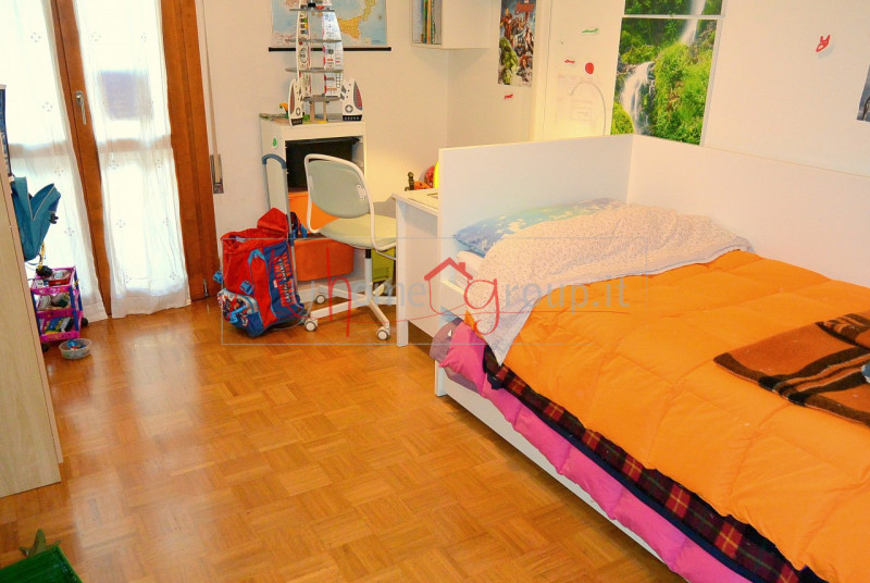 VOLTABAROZZO (RIF: A1603-R): In ottima posizione, su piccola palazzina di sole 6 unità, piano ria...