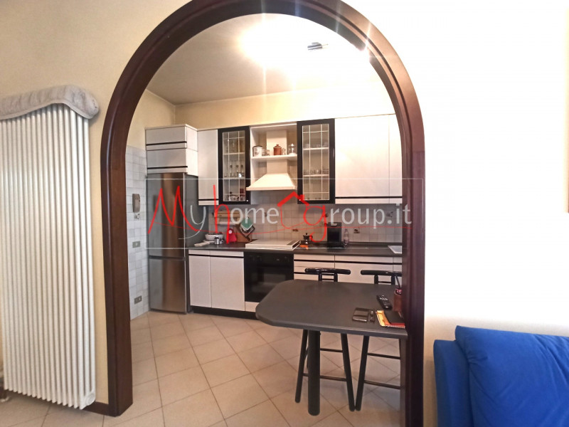 PONTE SAN NICOLO' (RIF: A1031-R): Appartamento al piano terra in bifamiliare. Zona centralissima,...
