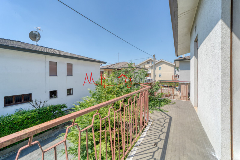 CAMIN (RIF. V0303-R): DA RISTRUTTURARE!!! Casa singola terratetto di ampie dimensioni su un lotto...