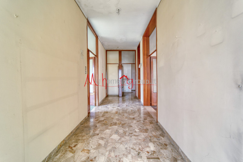 CAMIN (RIF. V0303-R): DA RISTRUTTURARE!!! Casa singola terratetto di ampie dimensioni su un lotto...