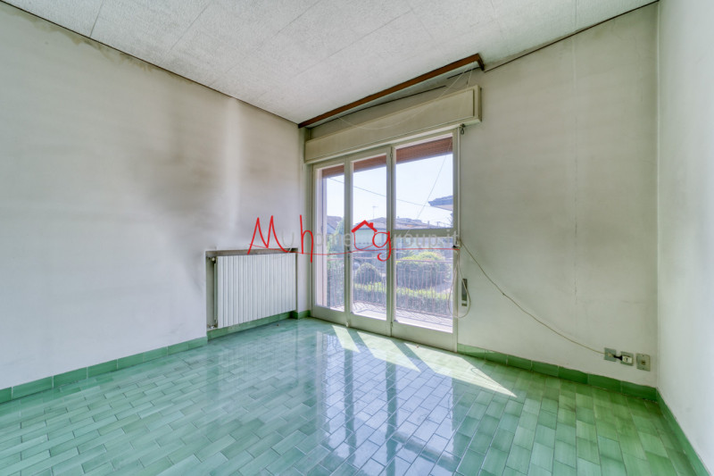 CAMIN (RIF. V0303-R): DA RISTRUTTURARE!!! Casa singola terratetto di ampie dimensioni su un lotto...