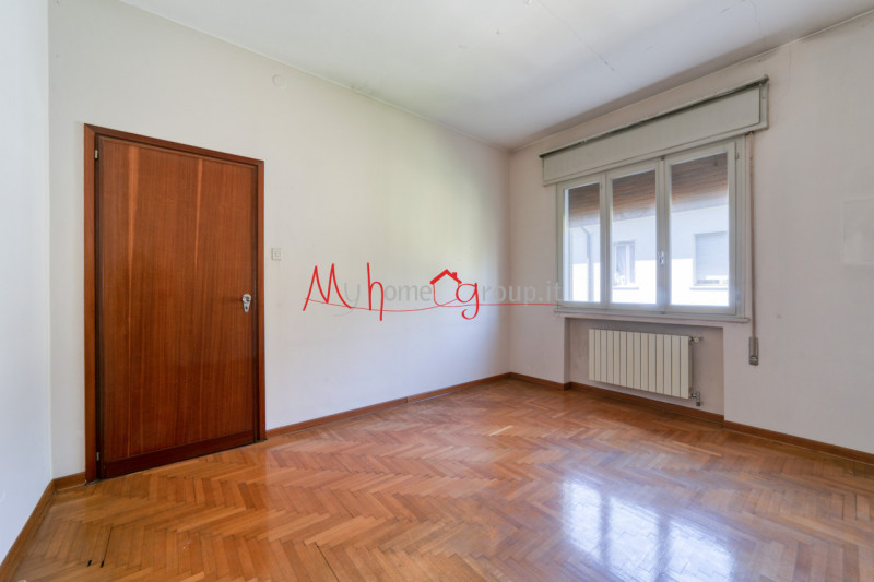 CAMIN (RIF. V0303-R): DA RISTRUTTURARE!!! Casa singola terratetto di ampie dimensioni su un lotto...