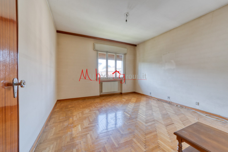 CAMIN (RIF. V0303-R): DA RISTRUTTURARE!!! Casa singola terratetto di ampie dimensioni su un lotto...