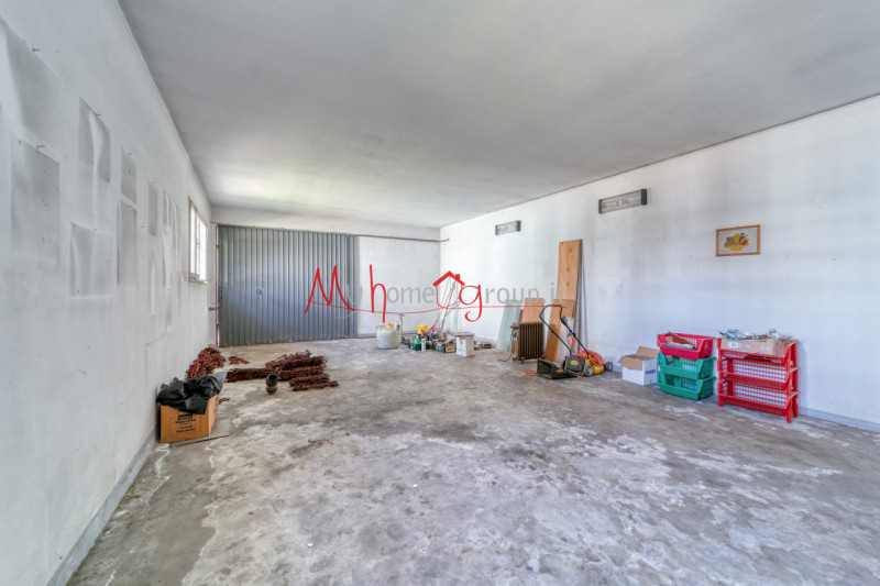 CAMIN (RIF. V0303-R): DA RISTRUTTURARE!!! Casa singola terratetto di ampie dimensioni su un lotto...