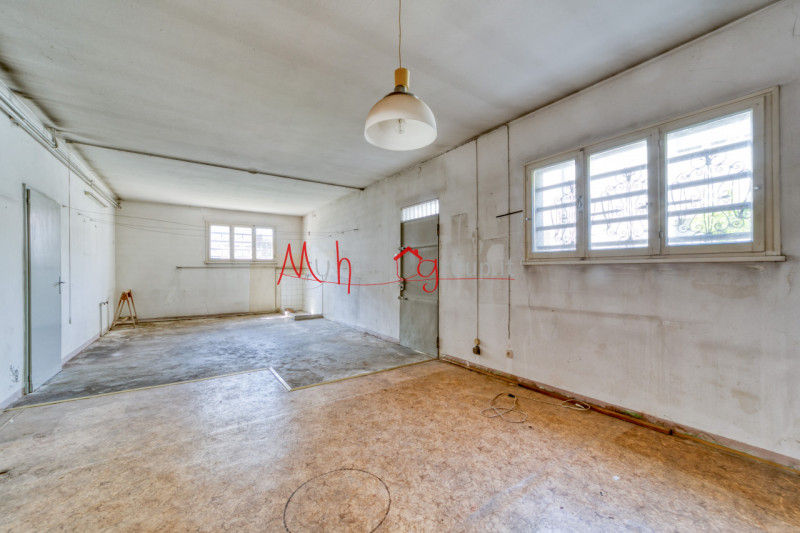 CAMIN (RIF. V0303-R): DA RISTRUTTURARE!!! Casa singola terratetto di ampie dimensioni su un lotto...