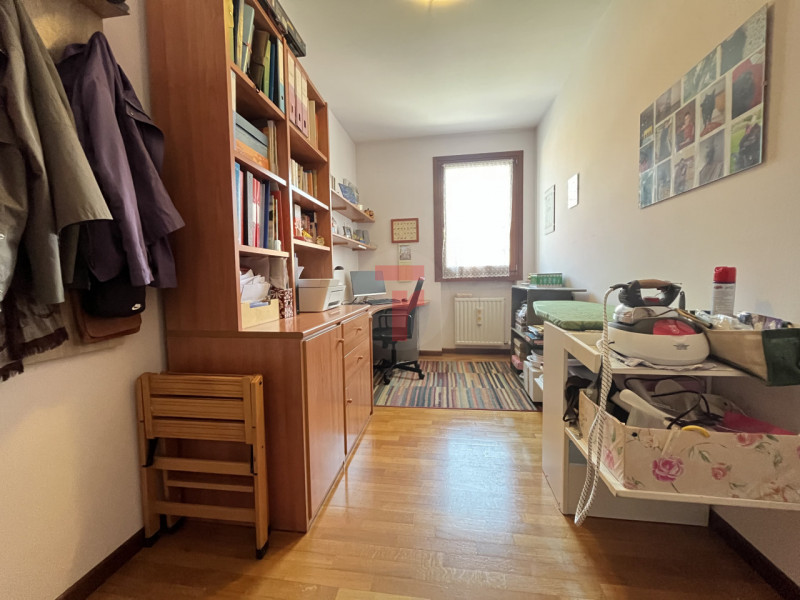 Nel Comune di Limena, in quartiere residenziale a due passi dal centro paese composto prevalentem...