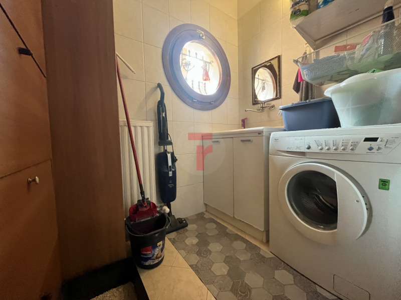 Nel Comune di Limena, in quartiere residenziale a due passi dal centro paese composto prevalentem...