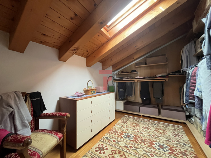 Nel Comune di Limena, in quartiere residenziale a due passi dal centro paese composto prevalentem...