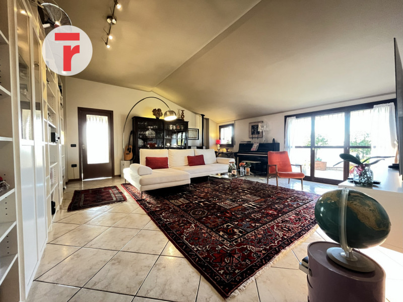 Limena Vendita Attico