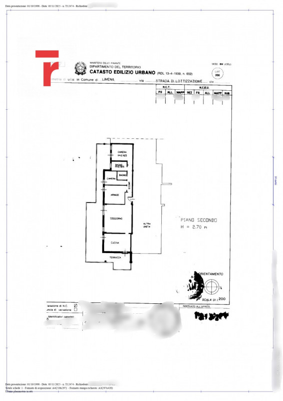 Un attico unico dove luce, spazio e privacy si incontrano in perfetto equilibrio.

Situato in una...
