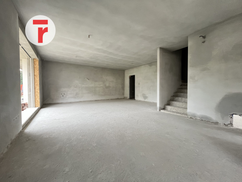 Limena Centro: su strada a senso unico, poco trafficata e in contesto ben abitato, proponiamo una...