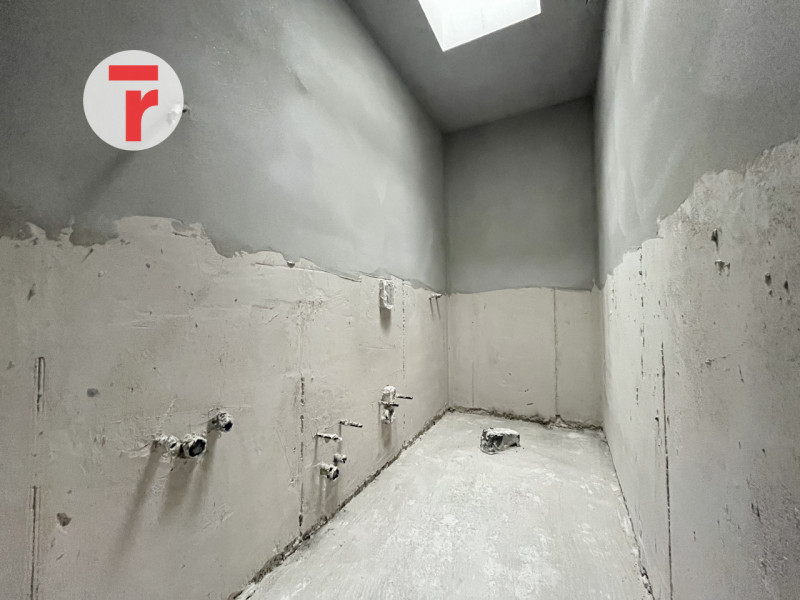 Limena Centro: su strada a senso unico, poco trafficata e in contesto ben abitato, proponiamo una...