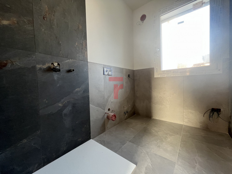 Limena Centro: proponiamo in vendita un appartamento di ultima ristrutturazione in condominio di ...