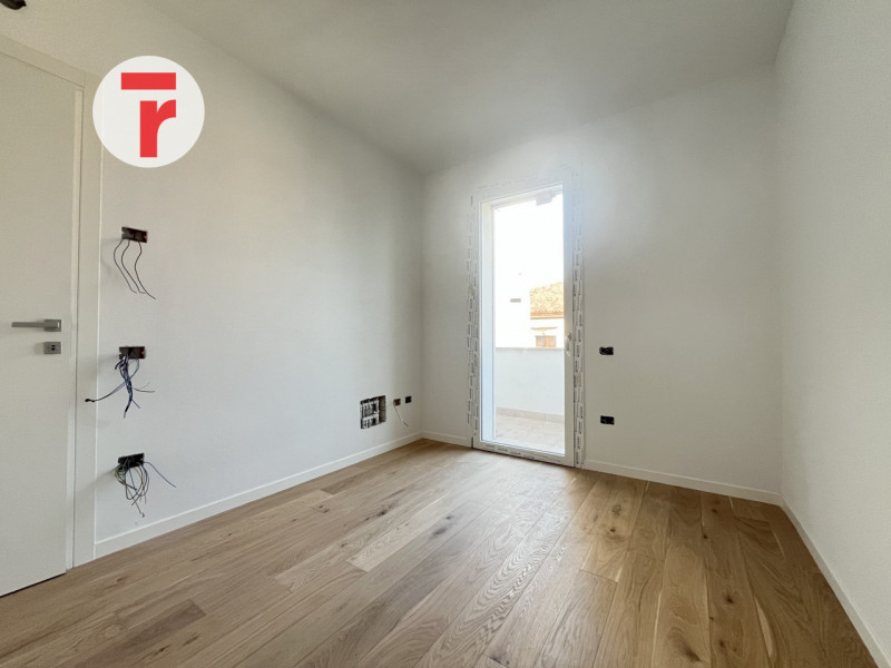 Limena Centro: proponiamo in vendita un appartamento di ultima ristrutturazione in condominio di ...