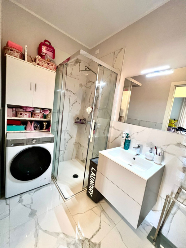 Appartamento a Padova  in contesto con ascensore. 

Tranquillià e comodità ai servizi e al centro...