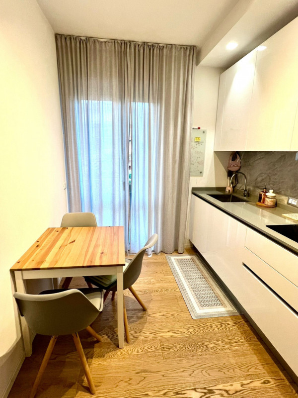 Appartamento a Padova  in contesto con ascensore. 

Tranquillià e comodità ai servizi e al centro...