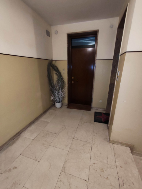 TRILOCALE AMPIO IN ZONA SAVONAROLA – A DUE PASSI DAL CENTRO DI PADOVA 

Se stai cercando spazio, ...