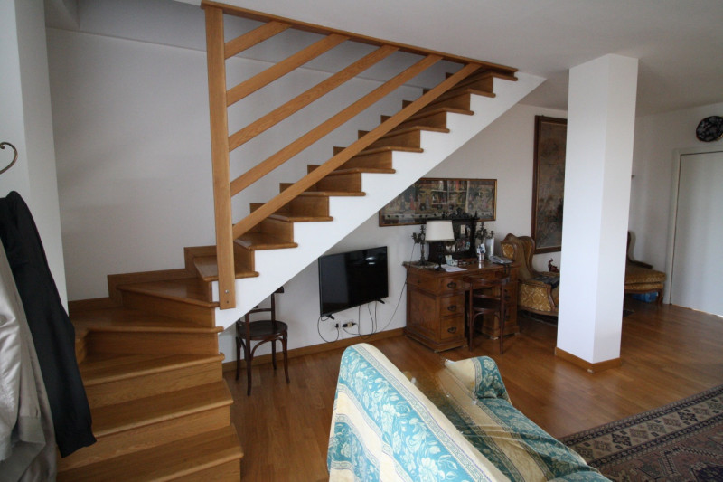 SAVONAROLA ATTICO


Scoprite questo splendido appartamento situato nella ricercata zona di Savona...