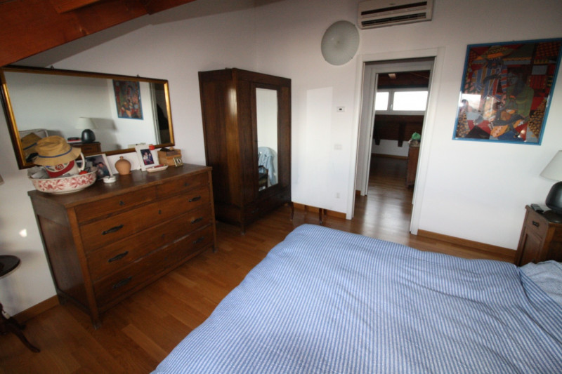 SAVONAROLA ATTICO

Scoprite questo splendido appartamento situato nella ricercata zona di Savonar...