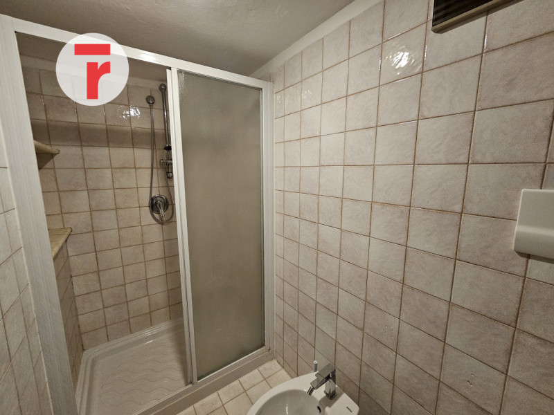 -APPARTAMENTO PER STUDENTI O GIOVANI LAVORATORI-

L’immobile è situato in una zona residenziale d...