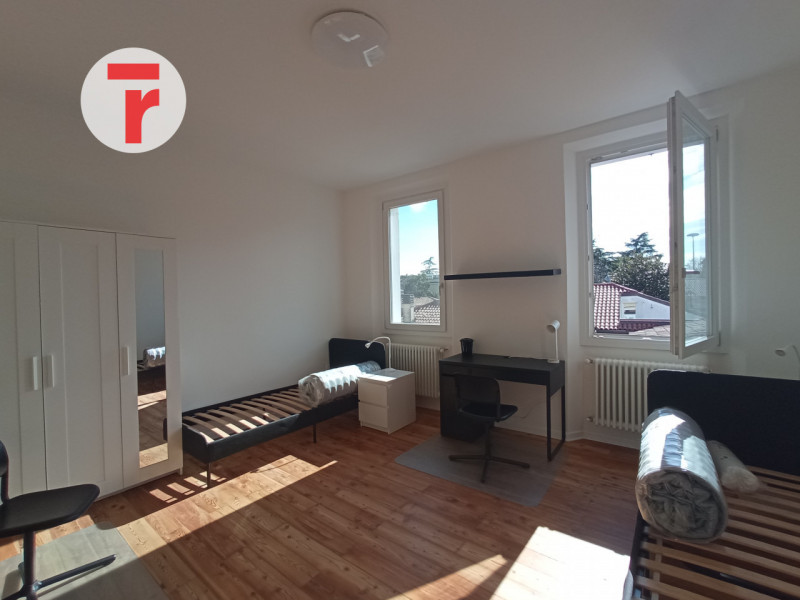 Santissima Trinità - PER STUDENTI -Appartamento al secondo ed ultimo piano di palazzina di poche ...