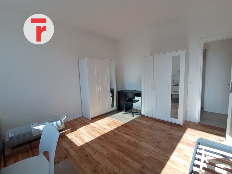 Santissima Trinità - PER STUDENTI -Appartamento al secondo ed ultimo piano di palazzina di poche ...