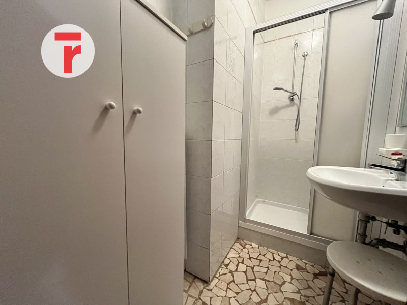 - APPARTAMENTO PER STUDENTI-

In una delle aree più richieste dagli studenti, a poca distanza dal...