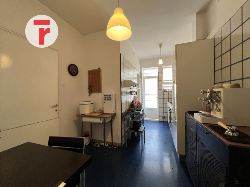 In un contesto piacevole e ben curato, all’interno di un condominio con ascensore, appartamento d...