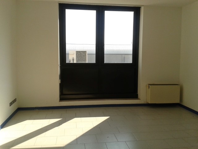 Nel cuore di Campodarsego, proponiamo in vendita un ampio ufficio di circa 100 mq situato al prim...