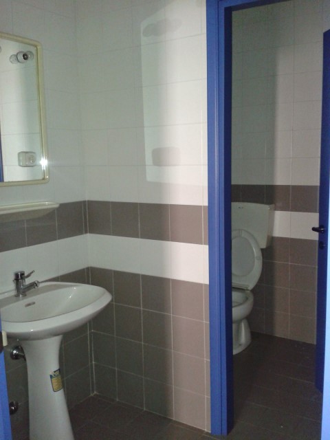 Nel cuore di Campodarsego, proponiamo in vendita un ampio ufficio di circa 100 mq situato al prim...