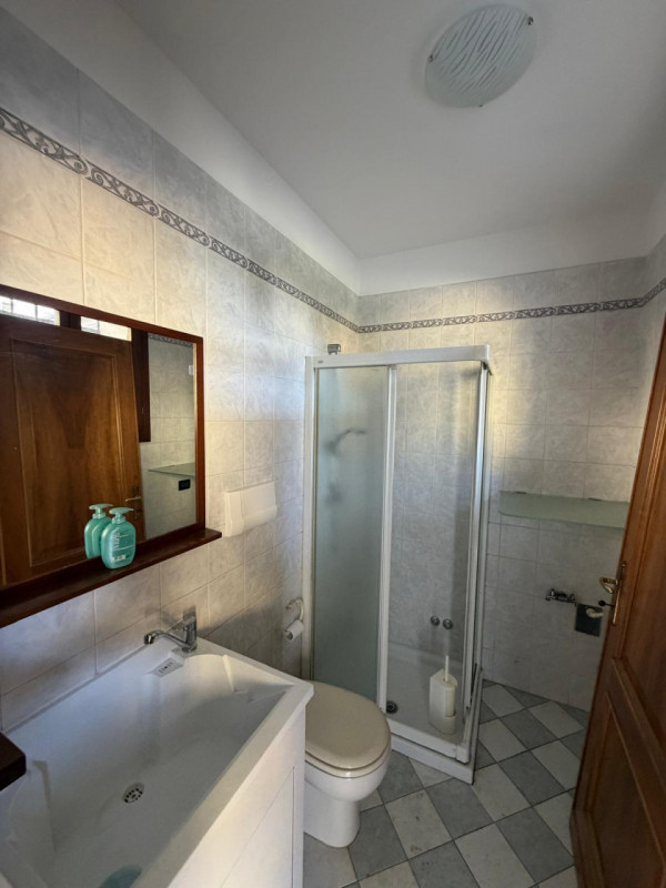 Tra Noventa e Camin, proponiamo in affitto una splendida porzione di testa di trifamiliare, ideal...