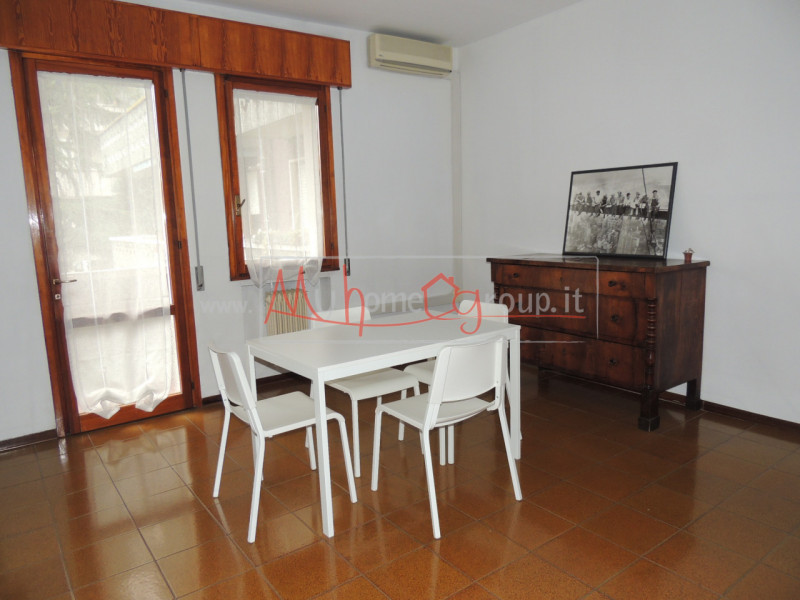 ZONA PIO X - UNIVERSITA': Affittasi stanza singola in appartamento condiviso per lavoratori; l'ap...