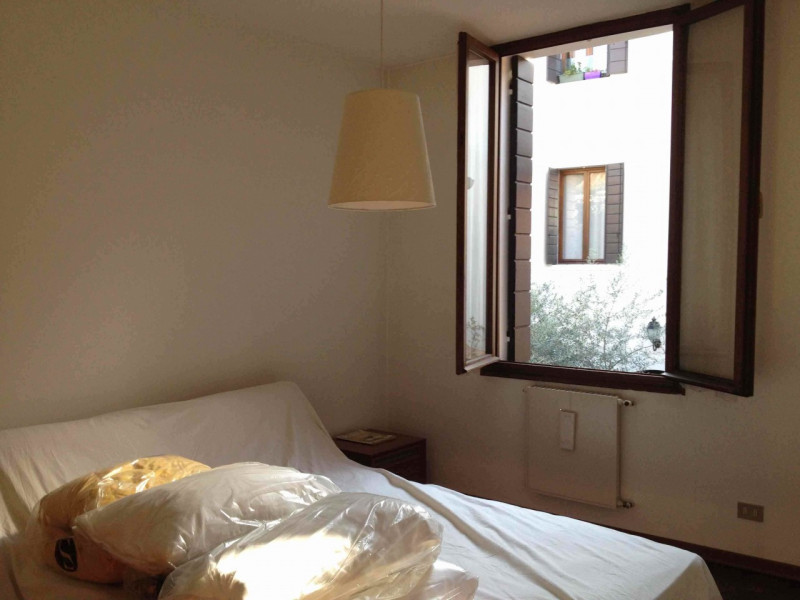 PADOVA CENTRO PIAZZA CASTELLO SIGNORILE PORZIONE DI PALAZZETTO RISTRUTTURATO COMPLETAMENTE (EX CO...