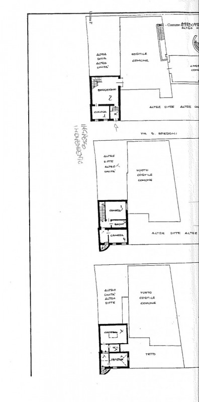 PADOVA CENTRO PIAZZA CASTELLO SIGNORILE PORZIONE DI PALAZZETTO RISTRUTTURATO COMPLETAMENTE (EX CO...