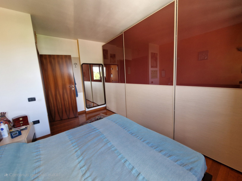 In una delle zone più ricercate di Padova, precisamente nel quartiere San Carlo, proponiamo in ve...