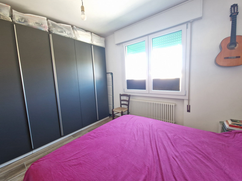 Nel quartiere San Carlo a Padova proponiamo in vendita un appartamento trilocale di 81 mq complet...