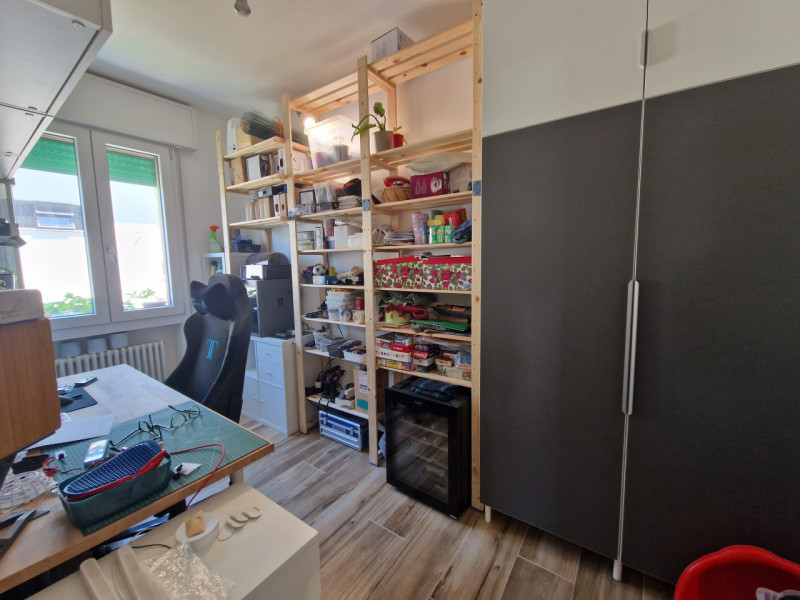 Nel quartiere San Carlo a Padova proponiamo in vendita un appartamento trilocale di 81 mq complet...
