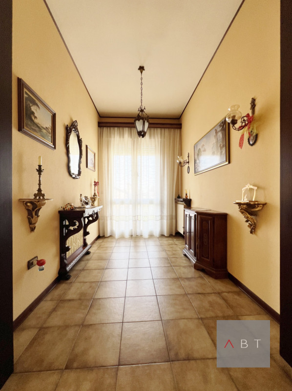 Situata nella frazione di Marsango, porzione di bifamiliare composta di: ingresso, cucina-sala pr...