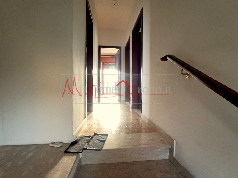 ALBIGNASEGO (RIF: V1625-R): Casa singola con giardino di 240 mq in splendida posizione. Ci trovia...