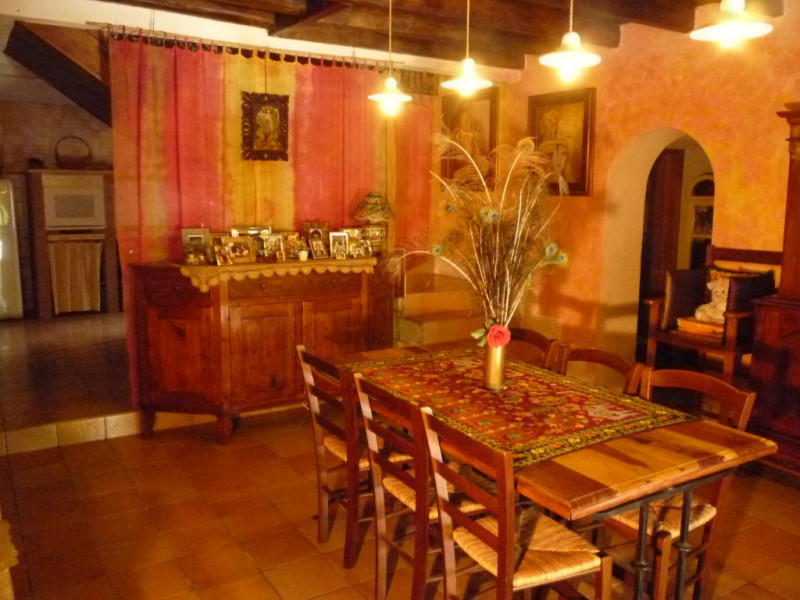 VAL LIONA: In splendida zona collinare rivolta a sud, debitamente servita da strada asfaltata, am...