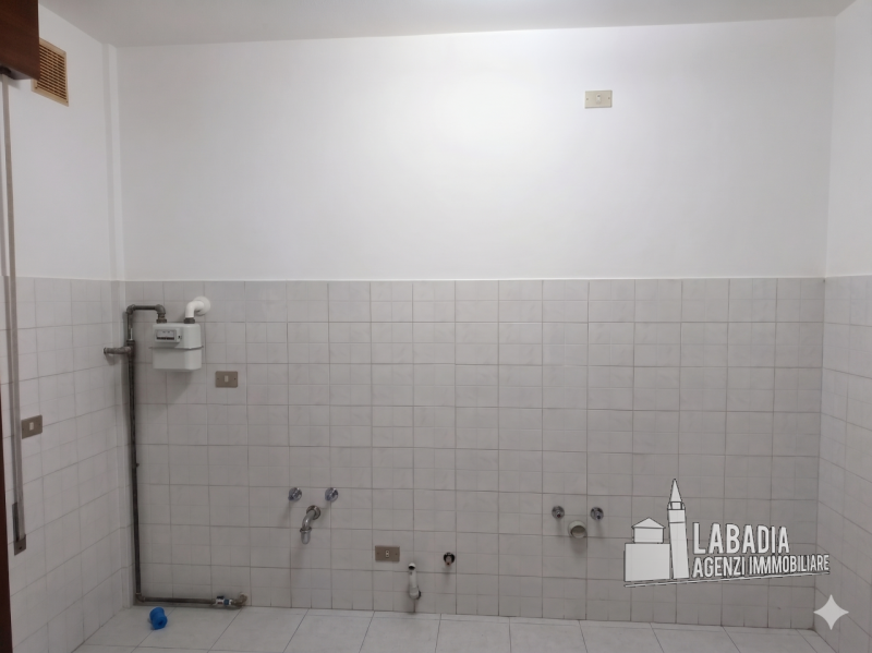 Se cerchi una soluzione pratica, senza spese inutili e in un contesto tranquillo, questa è l’oppo...