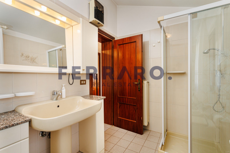 Treviso, Santa Bona. Codice IV2. In tranquillo contesto residenziale, proponiamo casa singola di ...