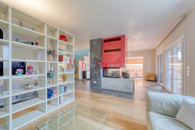 PADOVA ZONA MANDRIA  -  In una delle zone residenziali più apprezzate e tranquille della Mandria,...