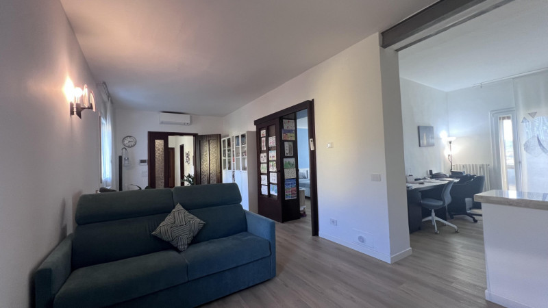 UN’ABITAZIONE "UNICA" NEL CUORE DI MONSELICE.

Dove la comodità del centro incontra la libertà di...