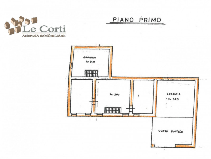 In posizione collinare, soleggiata e tranquilla, proponiamo una bellissima proprietà composta da ...