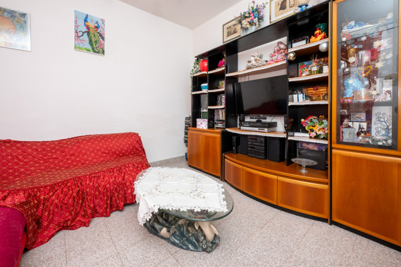 Rara occasione di abitazione unico livello -pronta da abitare, tempi brevi di liberazione- 
con m...