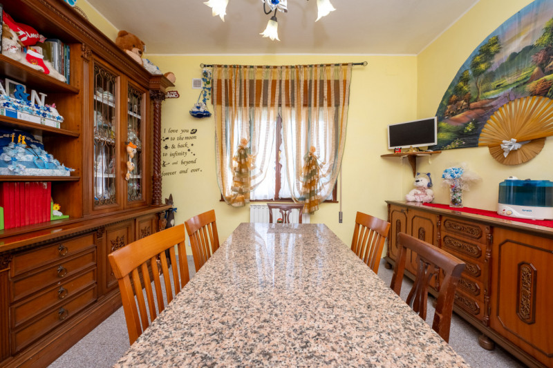 Rara occasione di abitazione unico livello -pronta da abitare, tempi brevi di liberazione- 
con m...