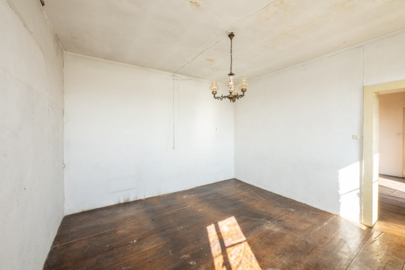 Siamo a due passi dal centro di San Pietro Viminario, lungo quella via Roma-strada principale che...